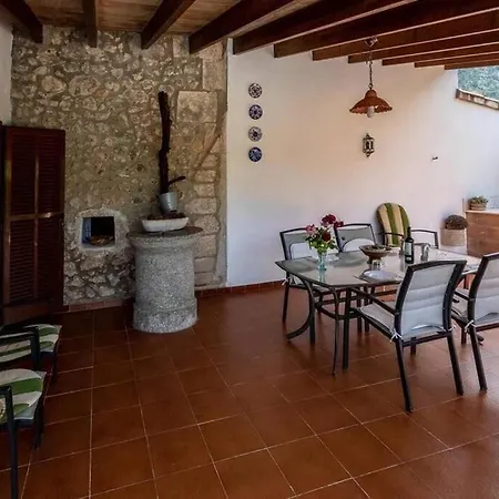 Traditional Majorcan By Renthousing * Pollenca