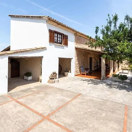 Traditional Majorcan By Renthousing * פוינסה